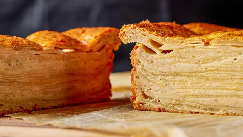 A dish of Apple Gâteau Invisible